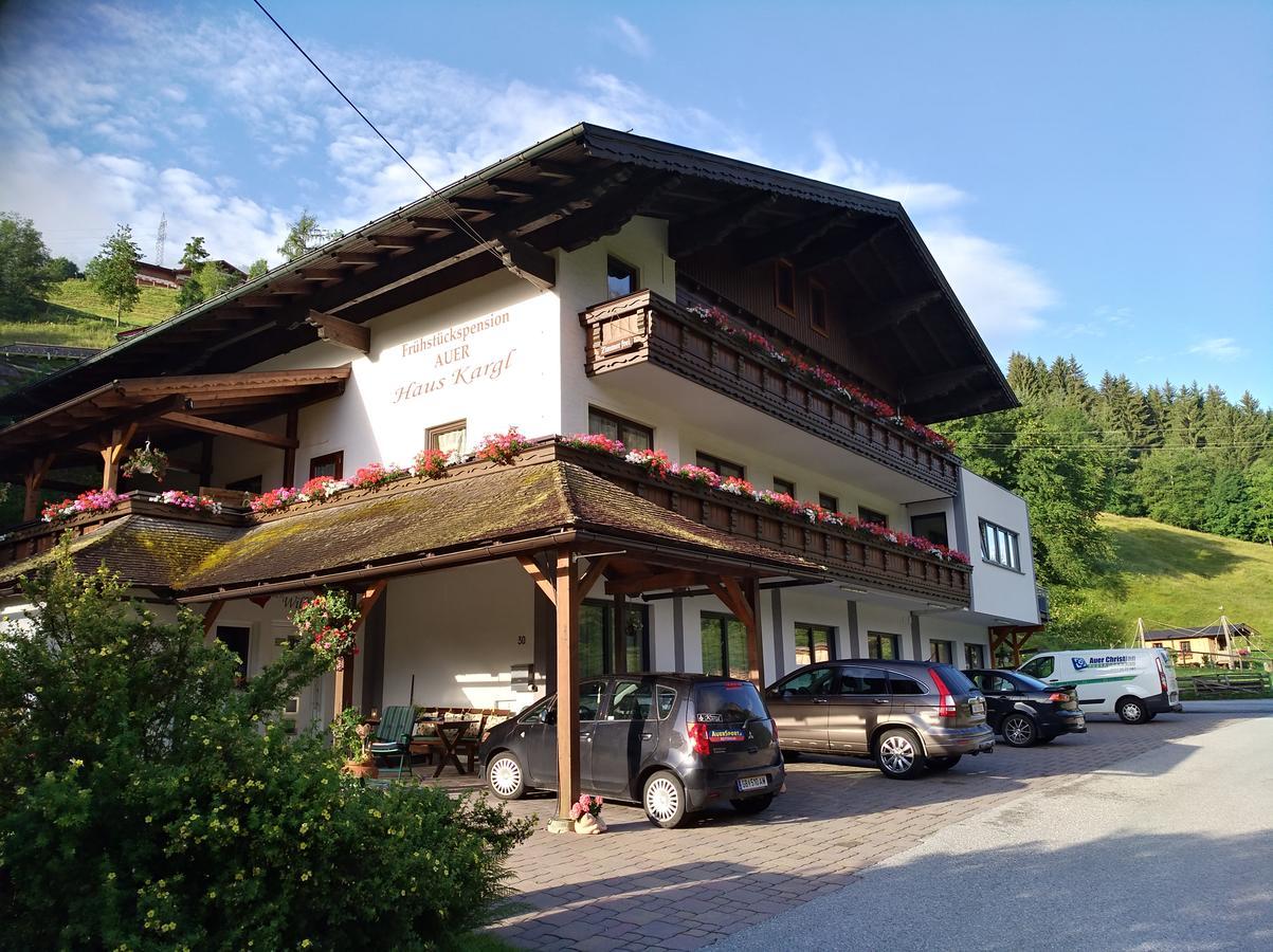 Fruehstueckspension Auer - Haus Kargl Шладминг Екстериор снимка